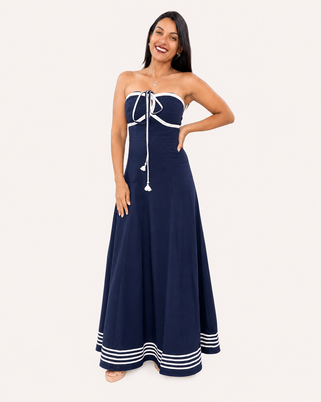 VESTIDO STRAPLESS LARGO
