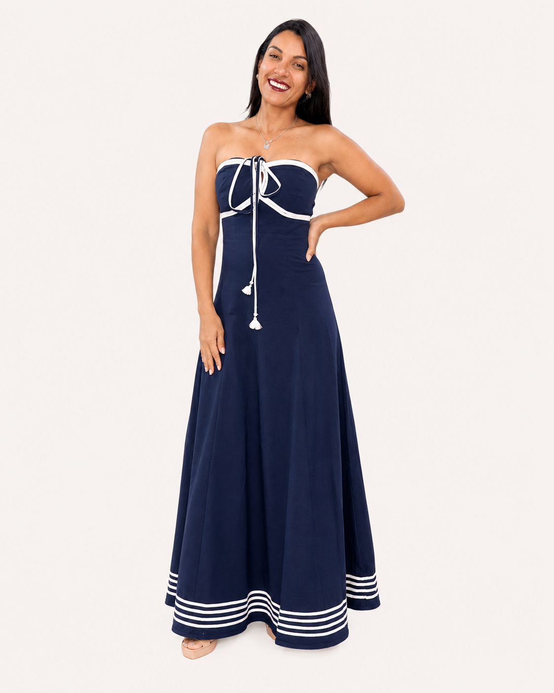 VESTIDO STRAPLESS LARGO
