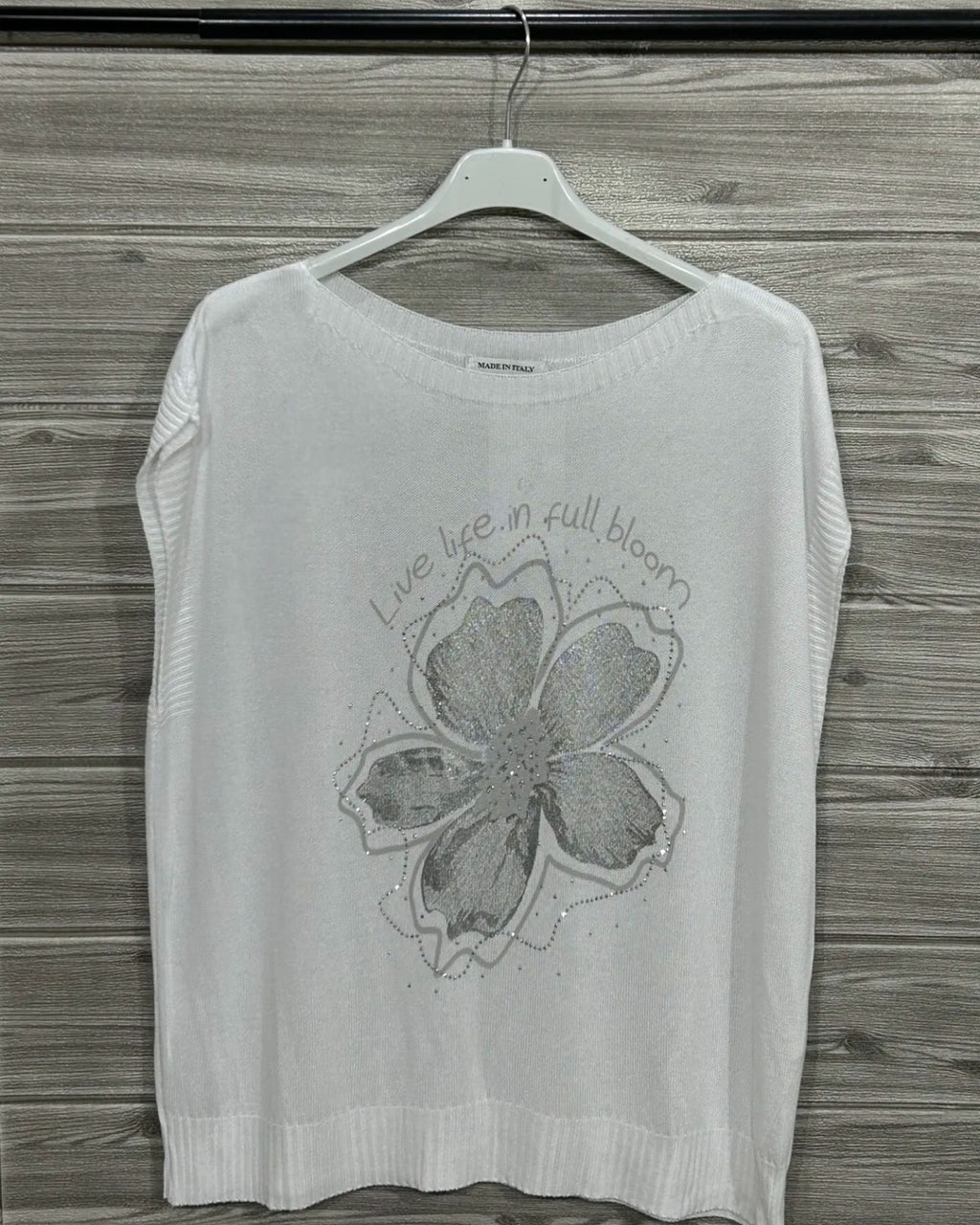 BLUSA SM FLOR PLATEADA