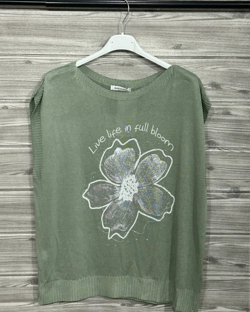 BLUSA SM FLOR PLATEADA