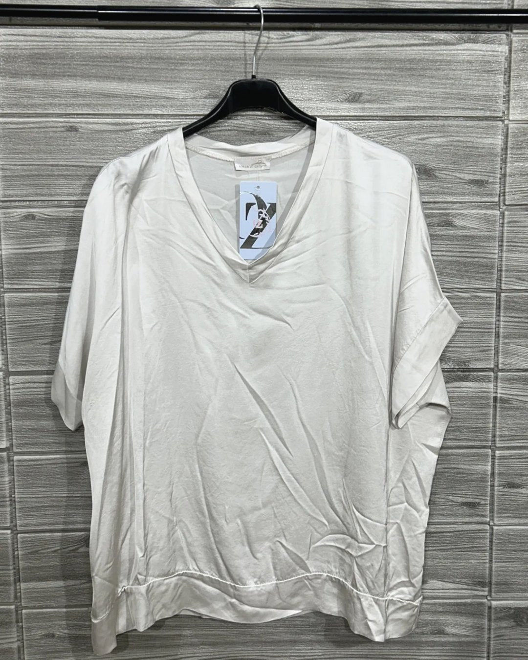 BLUSA MC SEDA CUELLO V