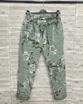 JOGGER FLORES MARRONES
