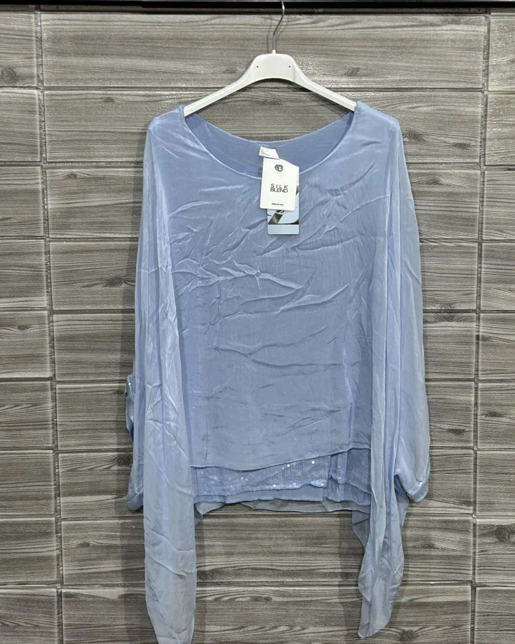 CONJUNTO UNICOLOR DE SEDA
