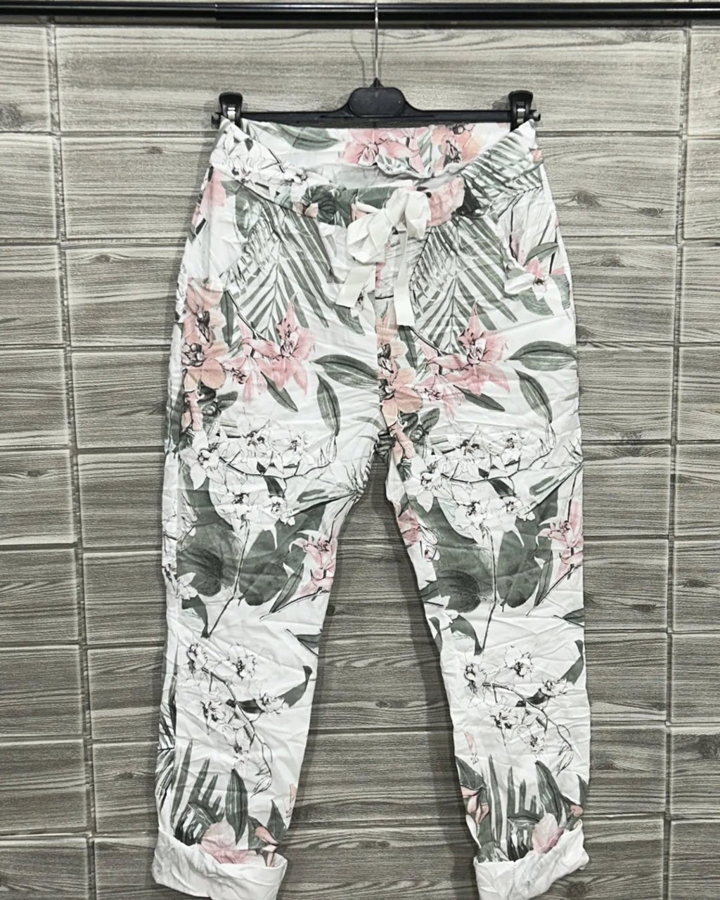 JOGGER FLORES ROSA/VERDE