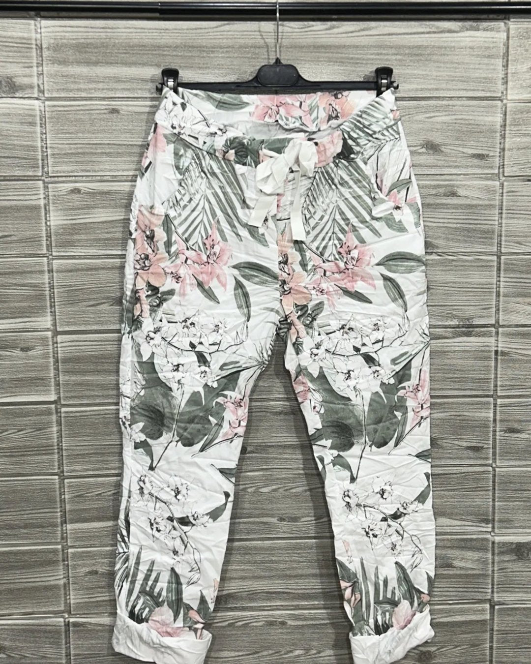 JOGGER FLORES ROSA/VERDE
